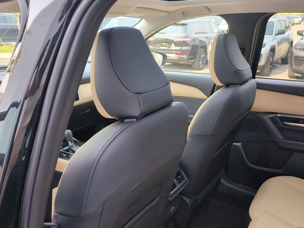 Thumbnail: 2026 Mazda CX-5 - 11