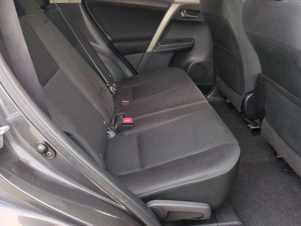Thumbnail: 2015 Toyota RAV4 - 28