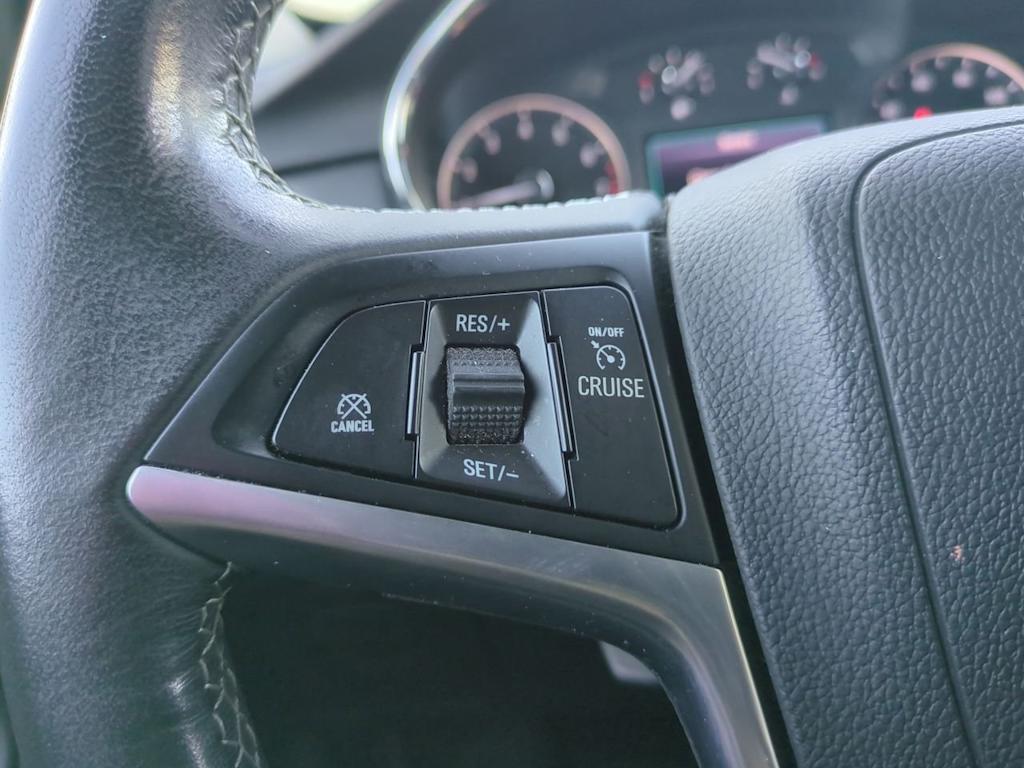 Thumbnail: 2021 Buick Encore - 27