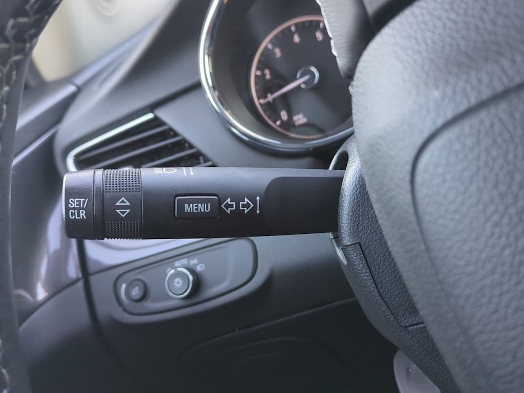 Thumbnail: 2021 Buick Encore - 29