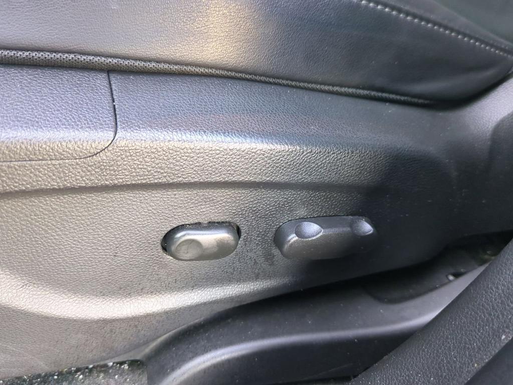 Thumbnail: 2021 Buick Encore - 24