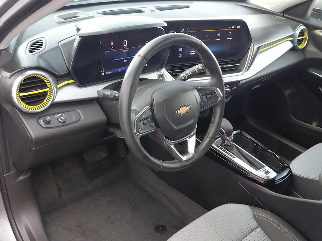 Thumbnail: 2024 Chevrolet Trax - 2