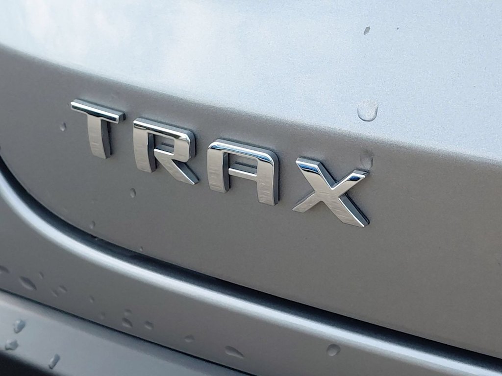 Thumbnail: 2024 Chevrolet Trax - 7