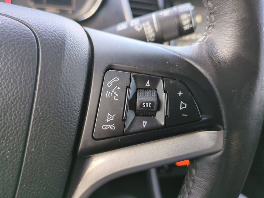 Thumbnail: 2017 Chevrolet Trax - 28