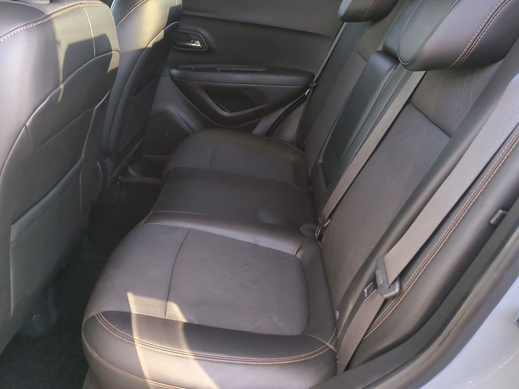 Thumbnail: 2017 Chevrolet Trax - 25