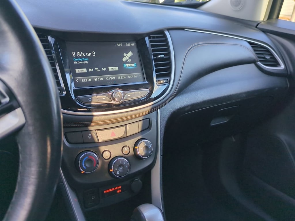 Thumbnail: 2017 Chevrolet Trax - 14