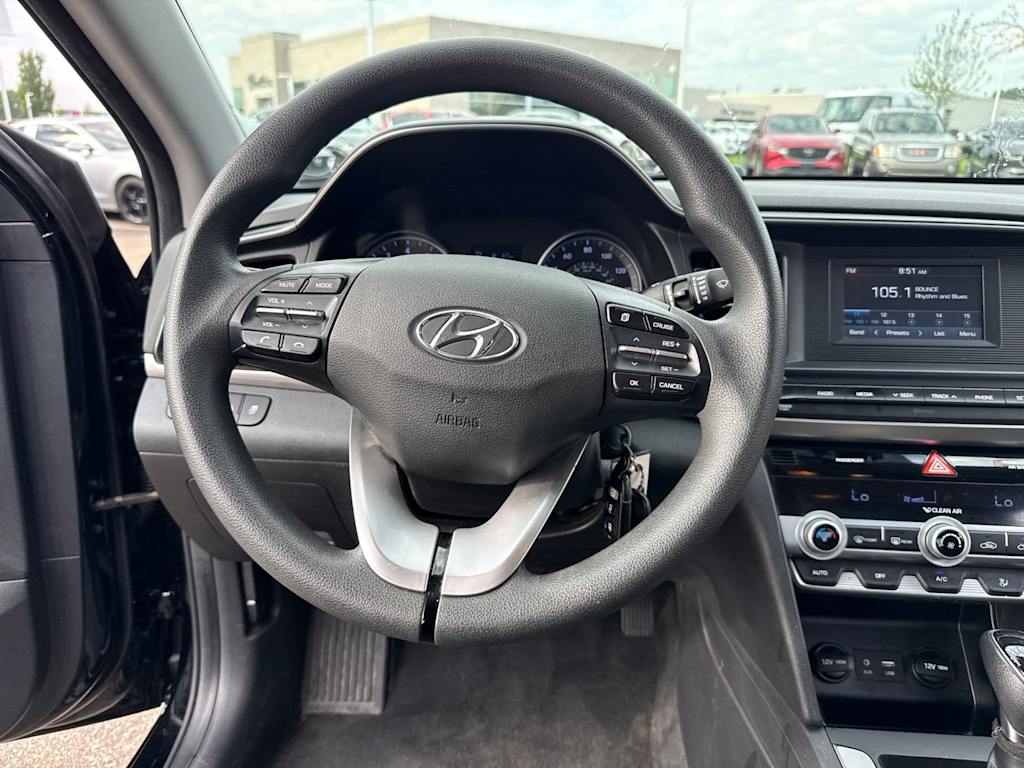 Thumbnail: 2020 Hyundai Elantra - 8