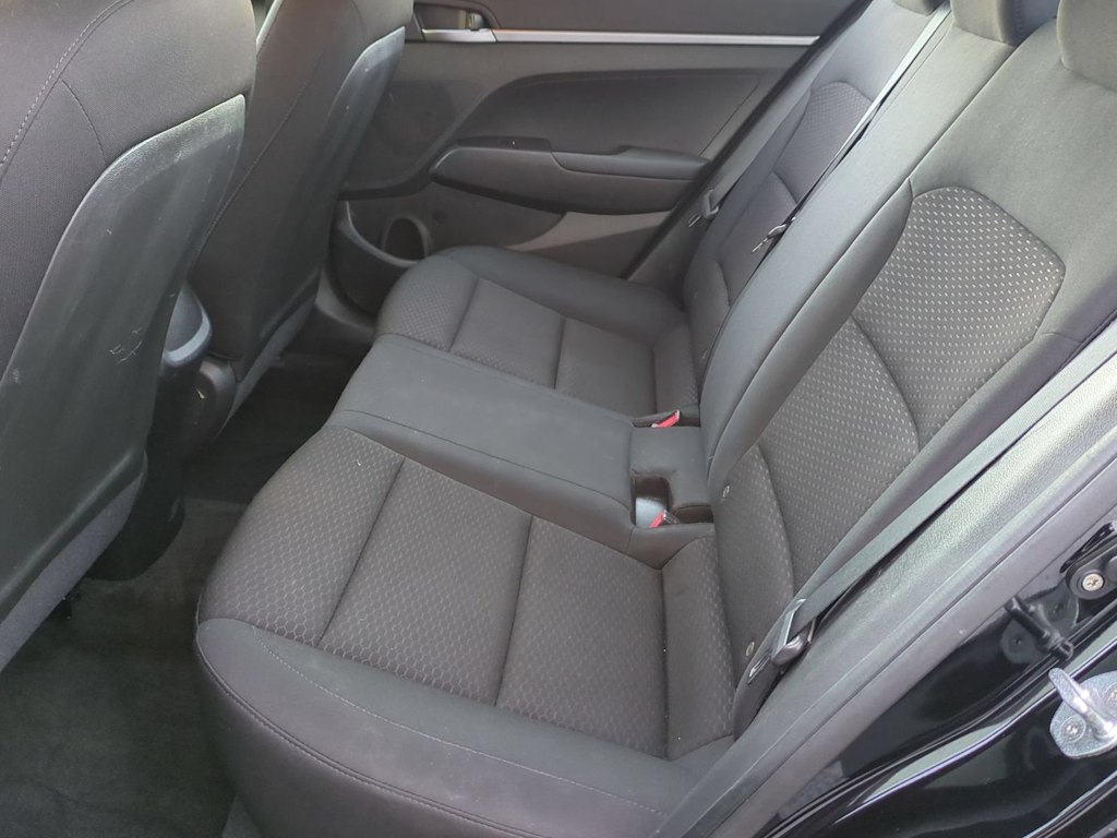 Thumbnail: 2020 Hyundai Elantra - 25