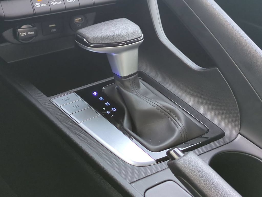 Thumbnail: 2023 Hyundai Elantra - 15
