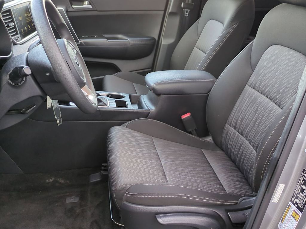 Thumbnail: 2020 Kia Sportage - 10
