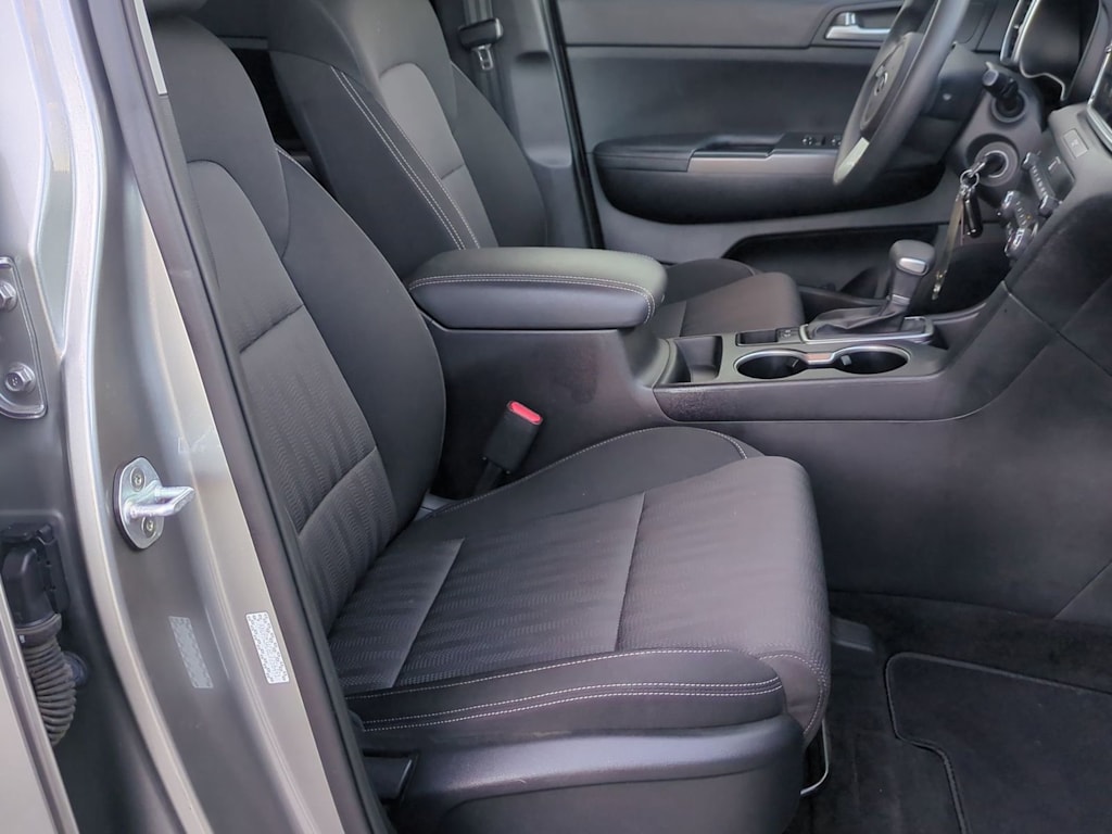 Thumbnail: 2020 Kia Sportage - 27