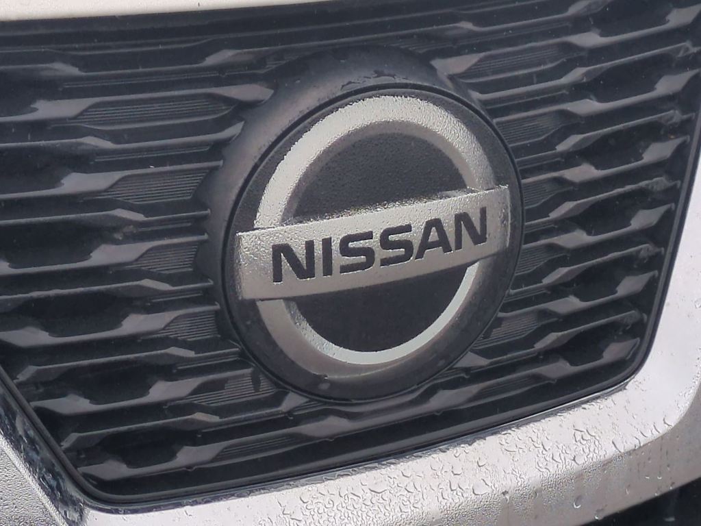 Thumbnail: 2018 Nissan Rogue - 7