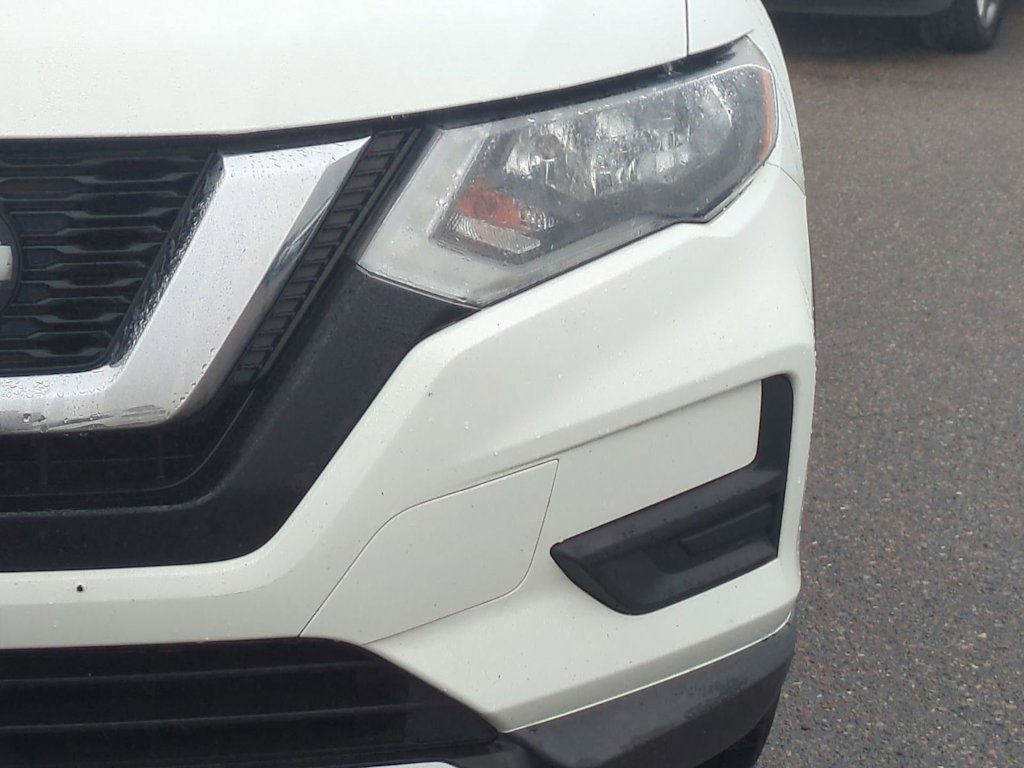 Thumbnail: 2018 Nissan Rogue - 24