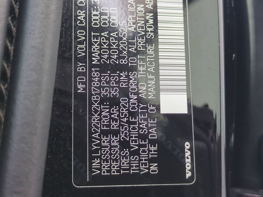 Thumbnail: 2019 Volvo XC60 - 19