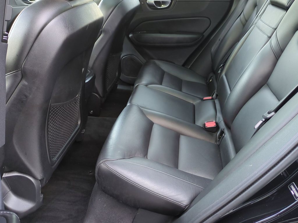 Thumbnail: 2019 Volvo XC60 - 27