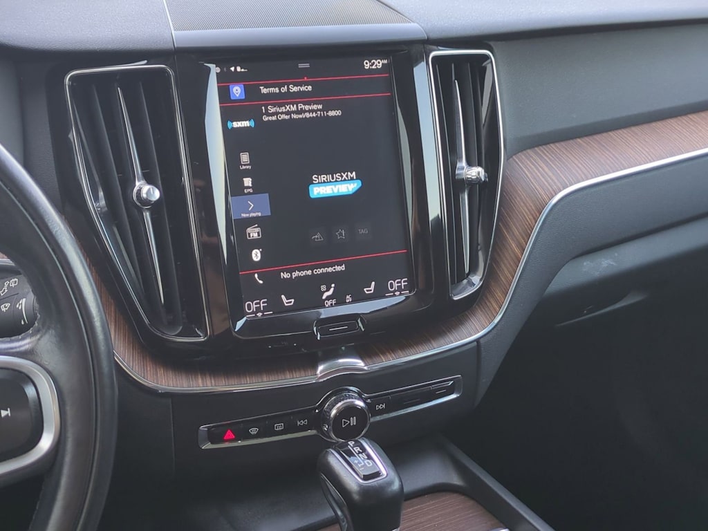Thumbnail: 2019 Volvo XC60 - 14