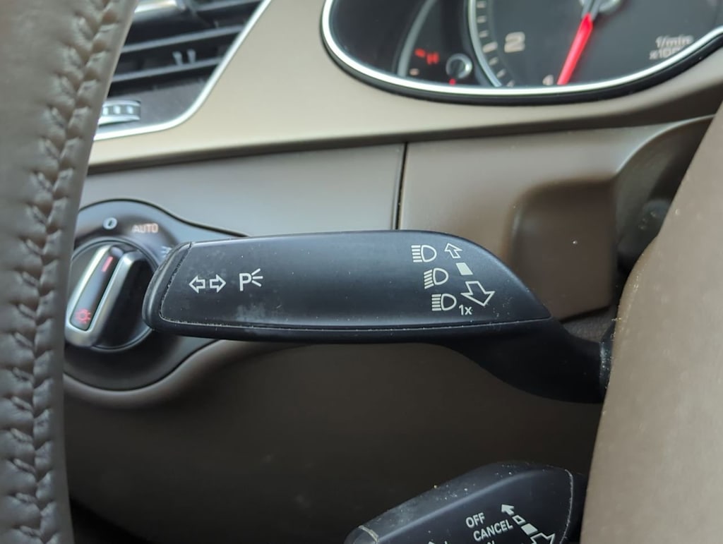 2014 Audi A4 Premium Plus 33