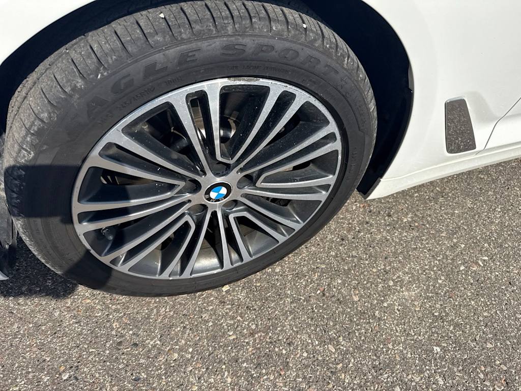 Thumbnail: 2018 BMW 5 Series - 7