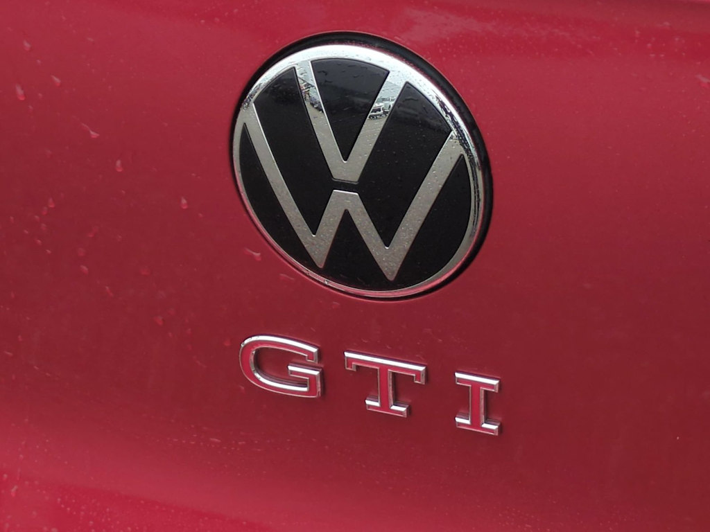 Thumbnail: 2023 Volkswagen Golf - 24