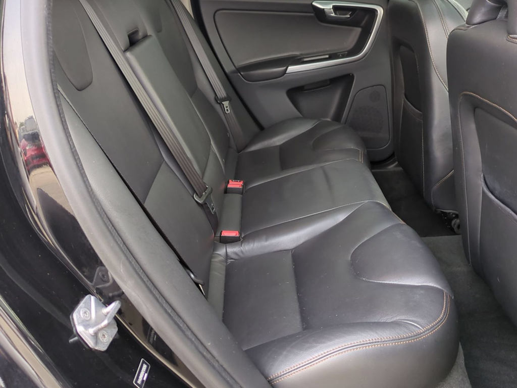 Thumbnail: 2017 Volvo XC60 - 26