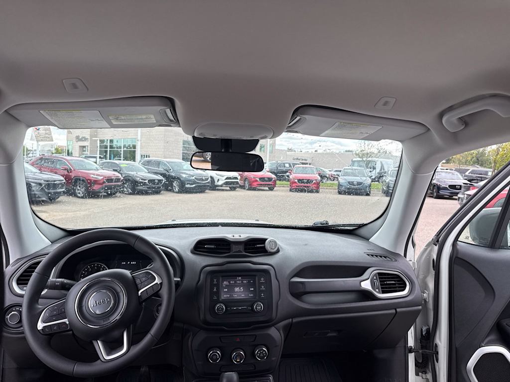 Thumbnail: 2019 Jeep Renegade - 2