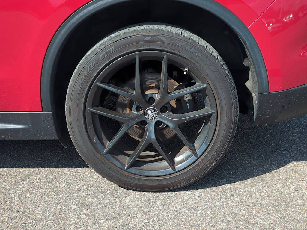 Thumbnail: 2019 Alfa Romeo Stelvio - 8