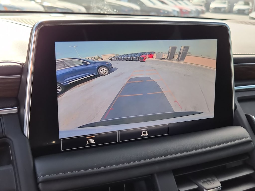 Thumbnail: 2021 Chevrolet Suburban - 25