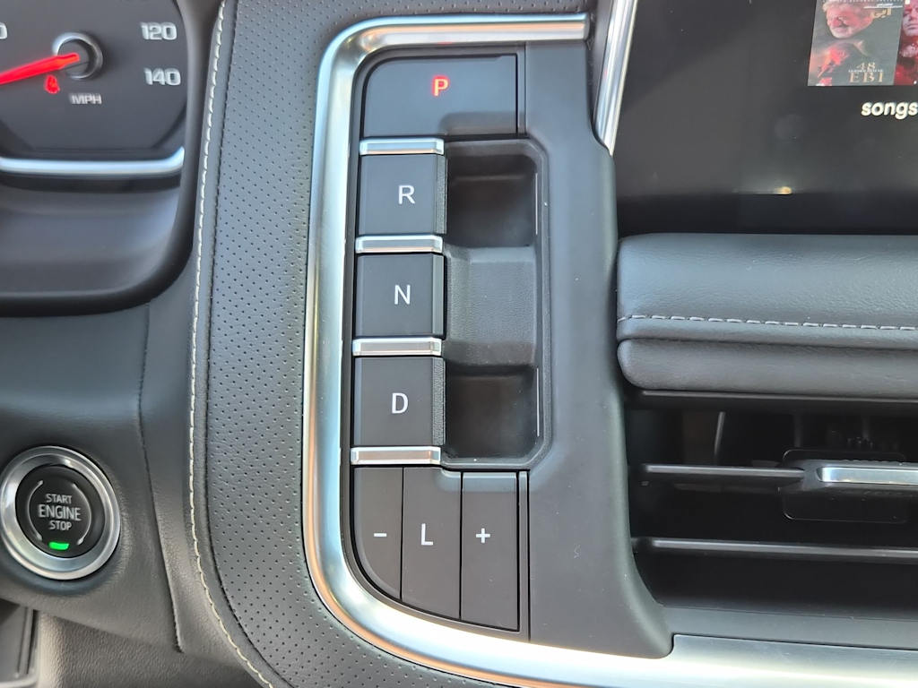 Thumbnail: 2021 Chevrolet Suburban - 15