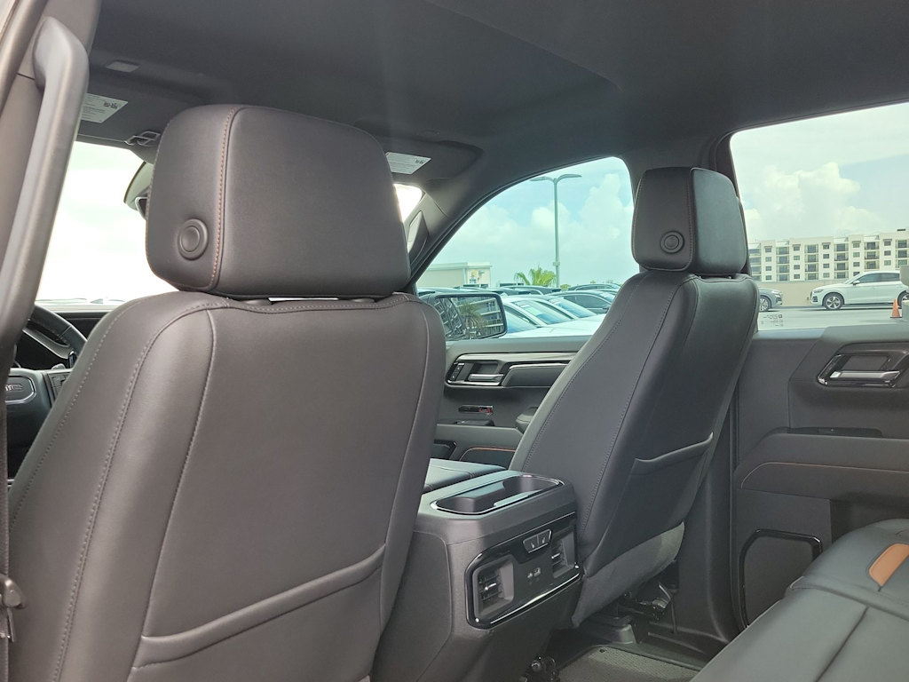 Thumbnail: 2023 GMC Sierra 1500 - 12