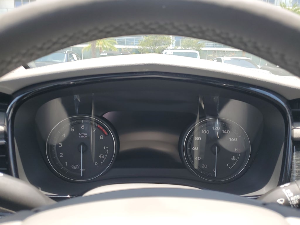 Thumbnail: 2023 Cadillac XT6 - 14