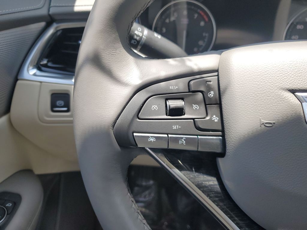 Thumbnail: 2023 Cadillac XT6 - 21