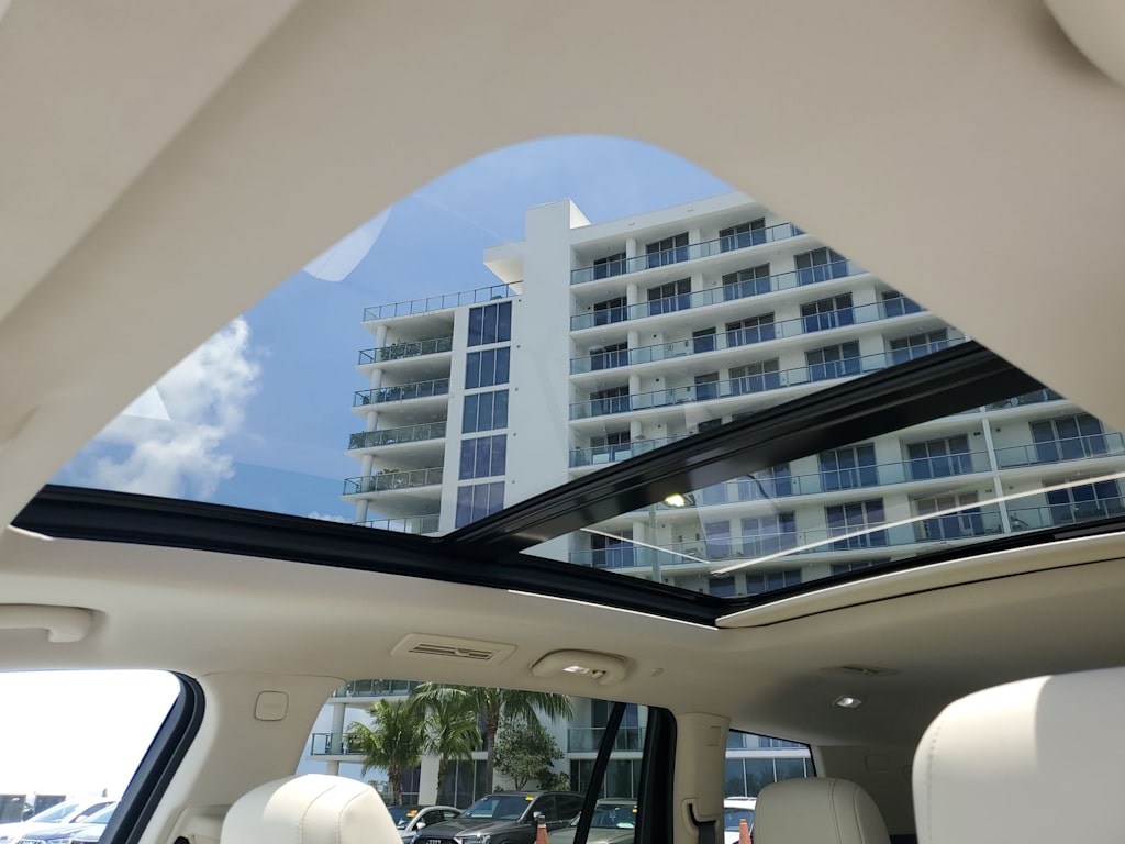 Thumbnail: 2023 Cadillac XT6 - 20