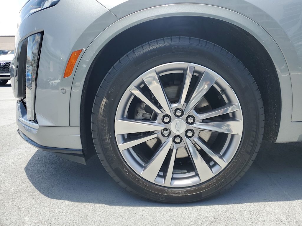 Thumbnail: 2023 Cadillac XT6 - 7