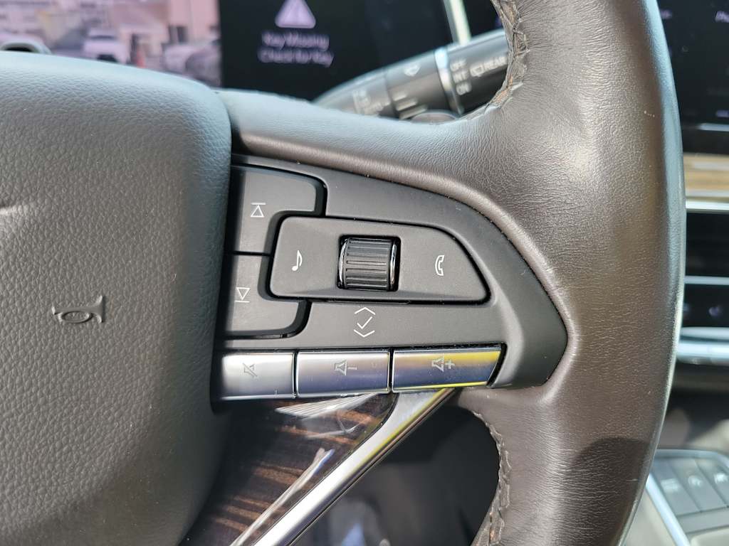 Thumbnail: 2022 Cadillac Escalade - 24