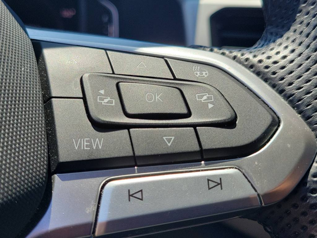 Thumbnail: 2023 Volkswagen Atlas - 26