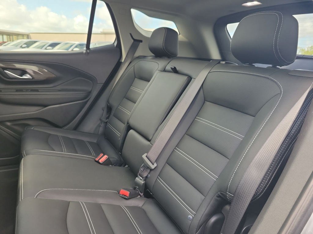 Thumbnail: 2022 GMC Terrain - 23