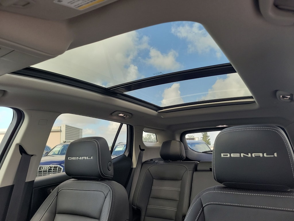 Thumbnail: 2022 GMC Terrain - 22