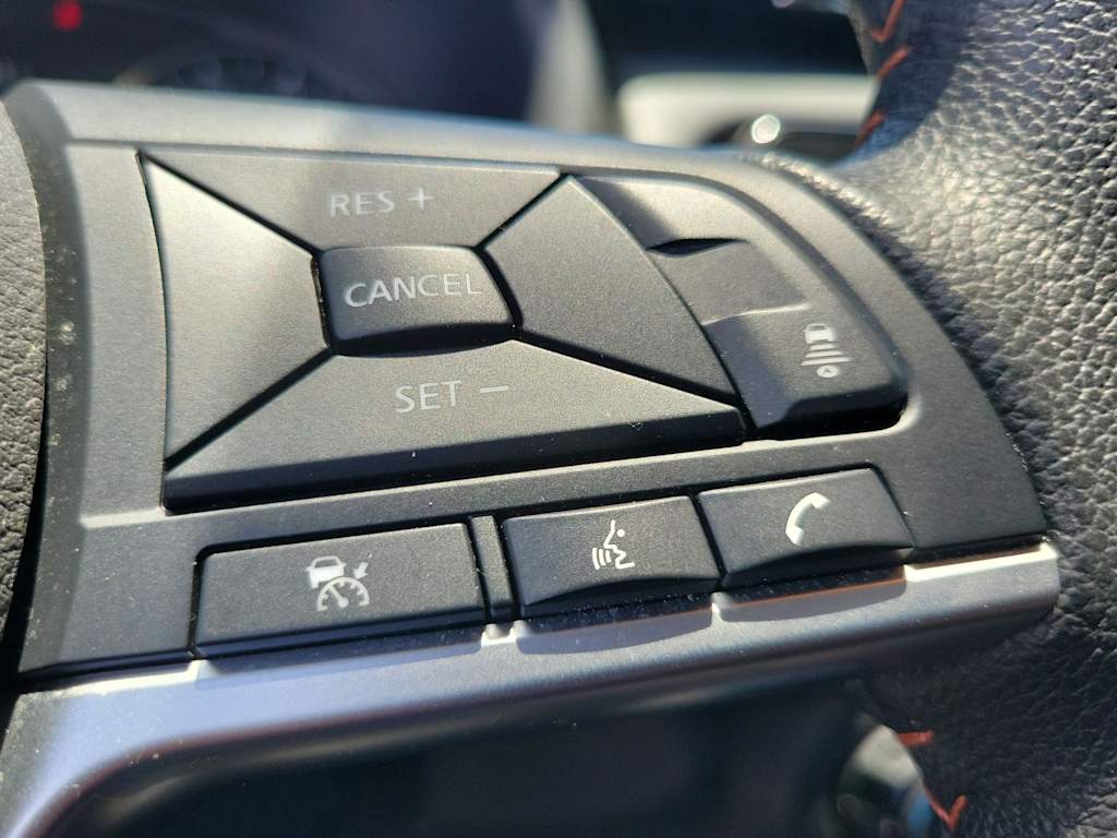 Thumbnail: 2023 Nissan Kicks - 26