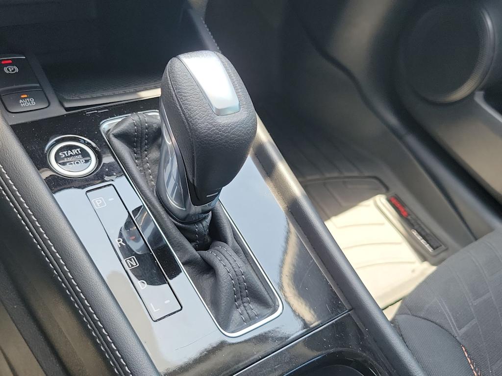 Thumbnail: 2023 Nissan Kicks - 30
