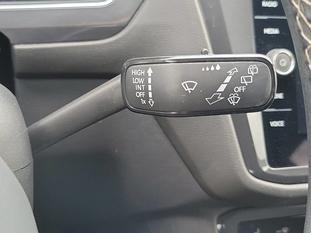 Thumbnail: 2024 Volkswagen Tiguan - 30
