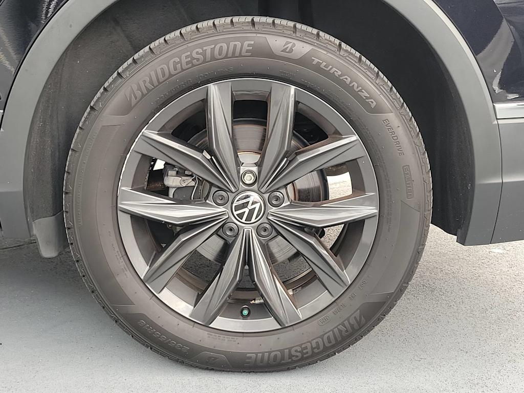 Thumbnail: 2024 Volkswagen Tiguan - 8