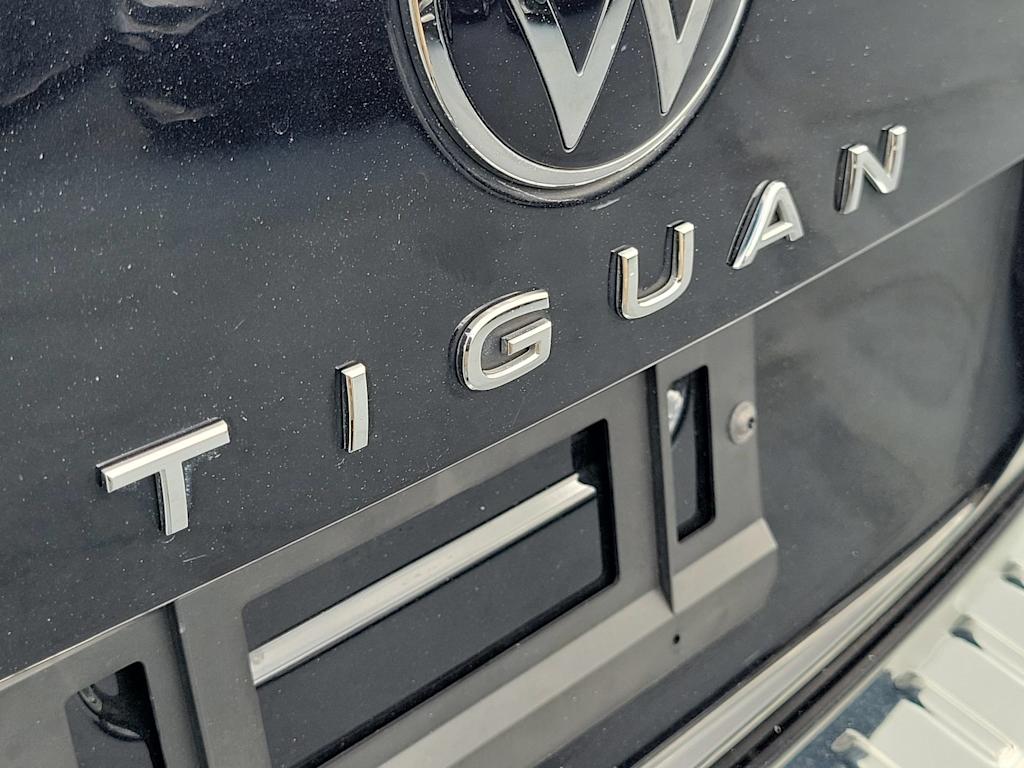 Thumbnail: 2024 Volkswagen Tiguan - 24