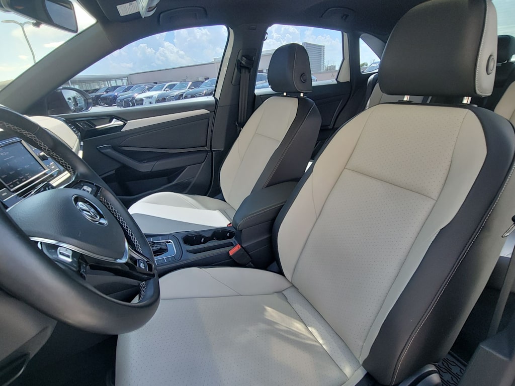 Thumbnail: 2021 Volkswagen Jetta - 10