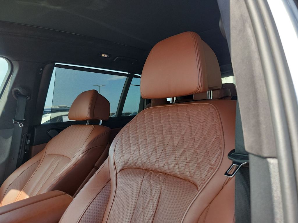Thumbnail: 2024 BMW X7 - 12