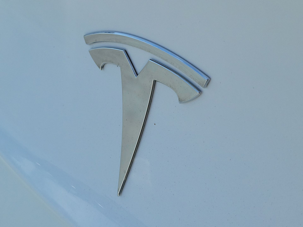 Thumbnail: 2023 Tesla Model 3 - 7