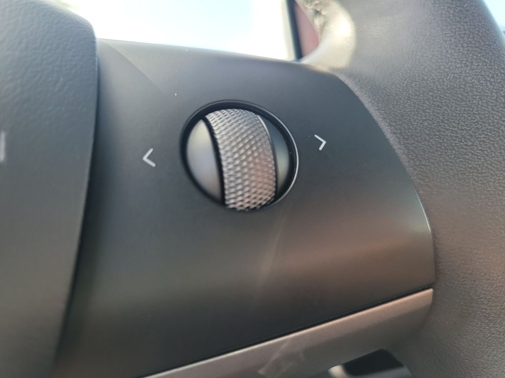 Thumbnail: 2023 Tesla Model 3 - 25