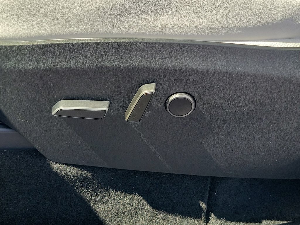 Thumbnail: 2024 Tesla Model Y - 21