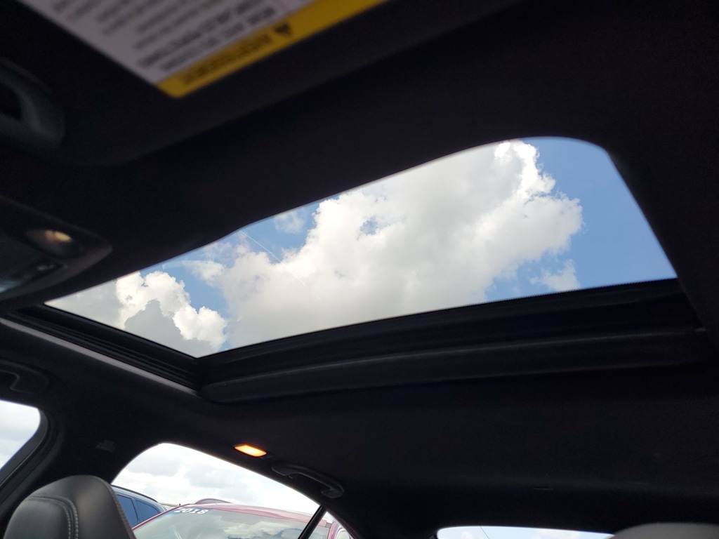 Thumbnail: 2017 INFINITI Q50 - 19