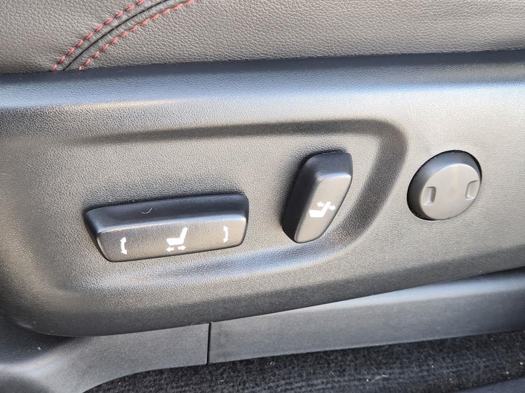 Thumbnail: 2023 Toyota 4Runner - 21