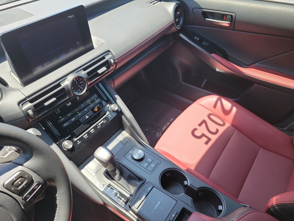 Thumbnail: 2025 Lexus ES - 14